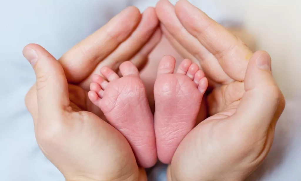Foot of an new birth child